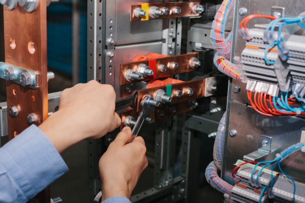 UPS Power Supply UK for Data Centers and Business Operations