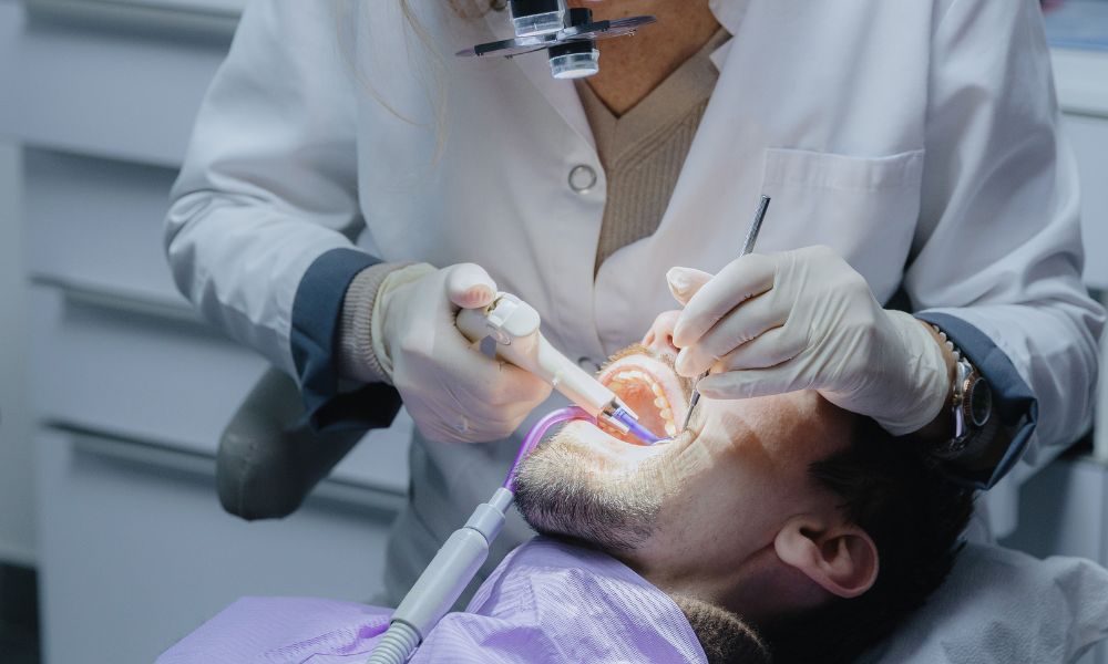 How Much Does Professional Teeth Whitening Really Cost? A Comprehensive Guide