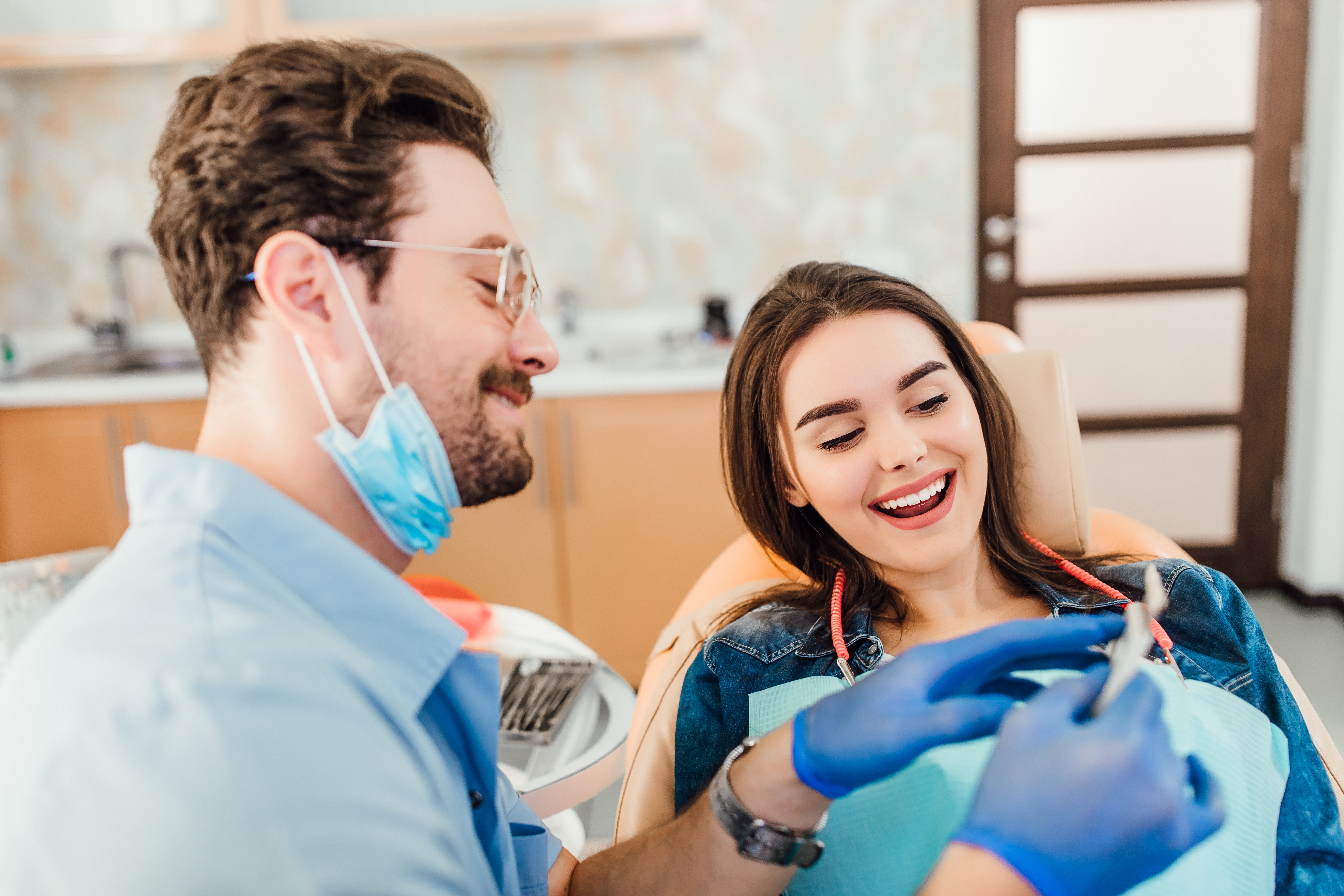 10 Common Mistakes to Avoid When Visiting a Smile Design Dental Clinic