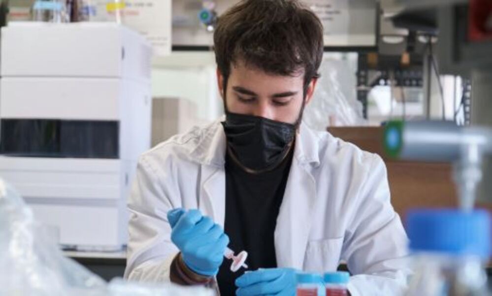 What Is Laboratory Filtration and Why It Matters in Modern Labs