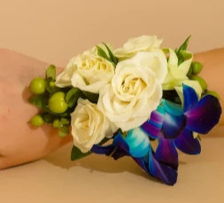 7 Smart Ways to Choose the Right Flowers for Any Celebration