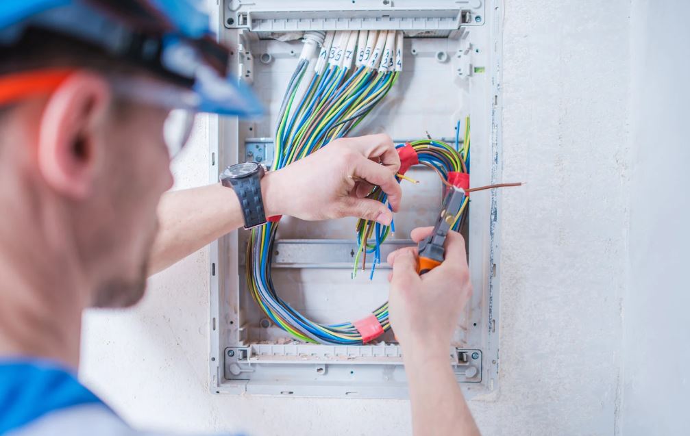 Licensed Electrician Coquitlam & Residential & Commercial Electrician Coquitlam: A Complete Guide to Reliable Electrical Services