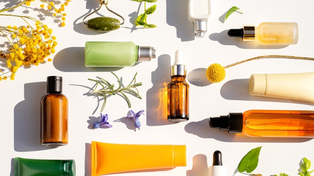 India Beauty and Personal Care Market Driven by E-Commerce and Clean Beauty Trends