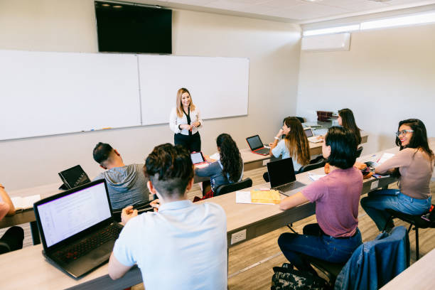 Expert CLAT Preparation in Delhi with BST Competitive Classes for Success