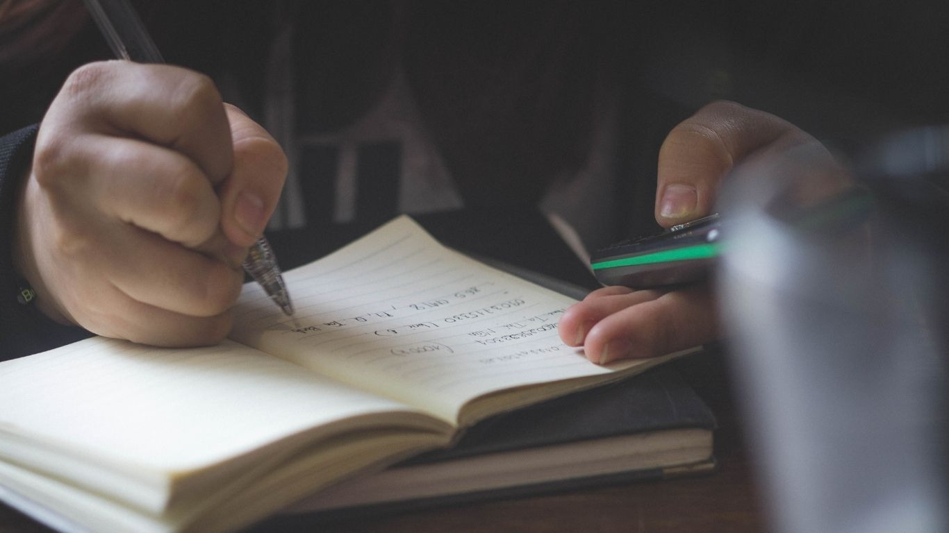 Smart Ways to Prepare for Final Semester Exams