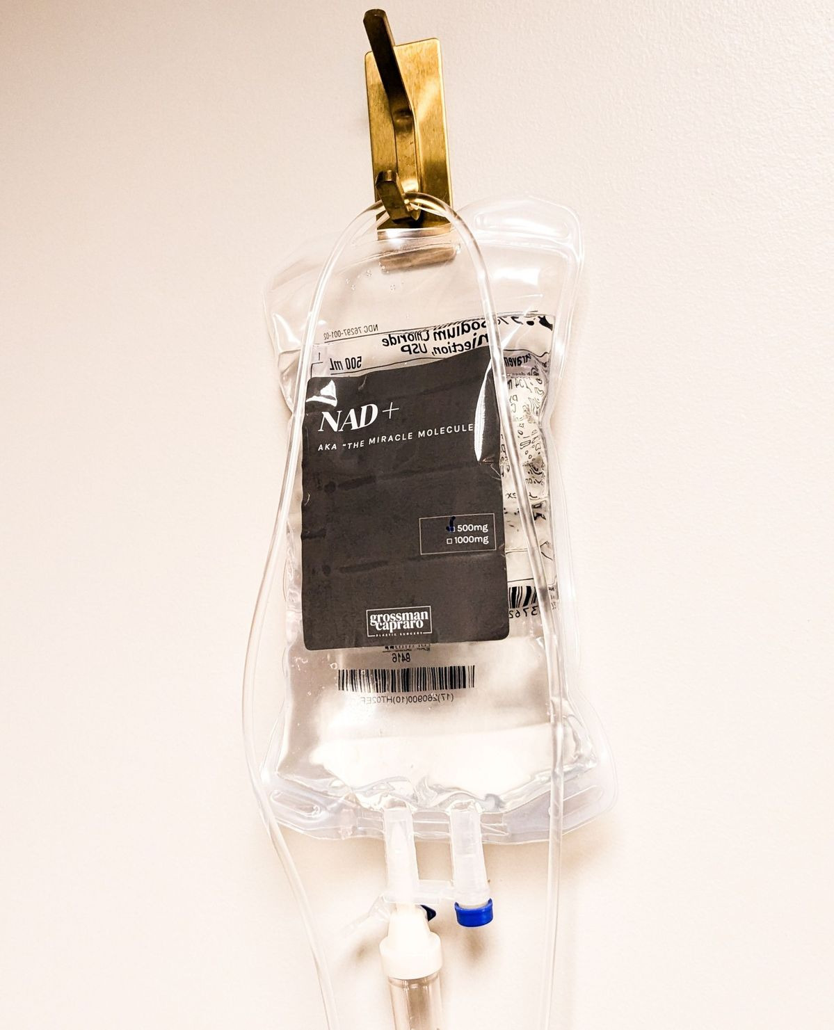 NAD+ IV Drip in Dubai: Advanced Cellular Support