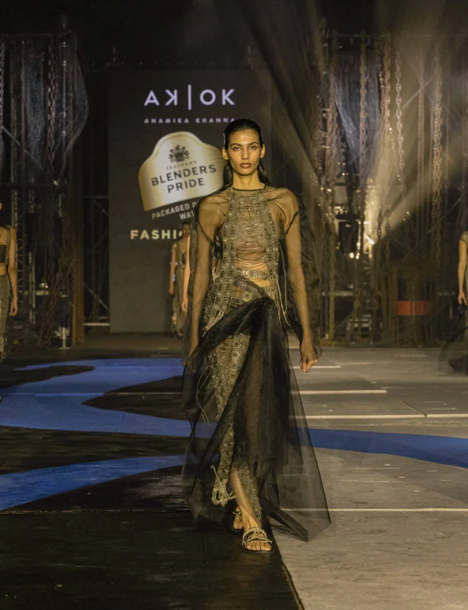 Redefine Your Wardrobe with These Western Dress Style Ideas