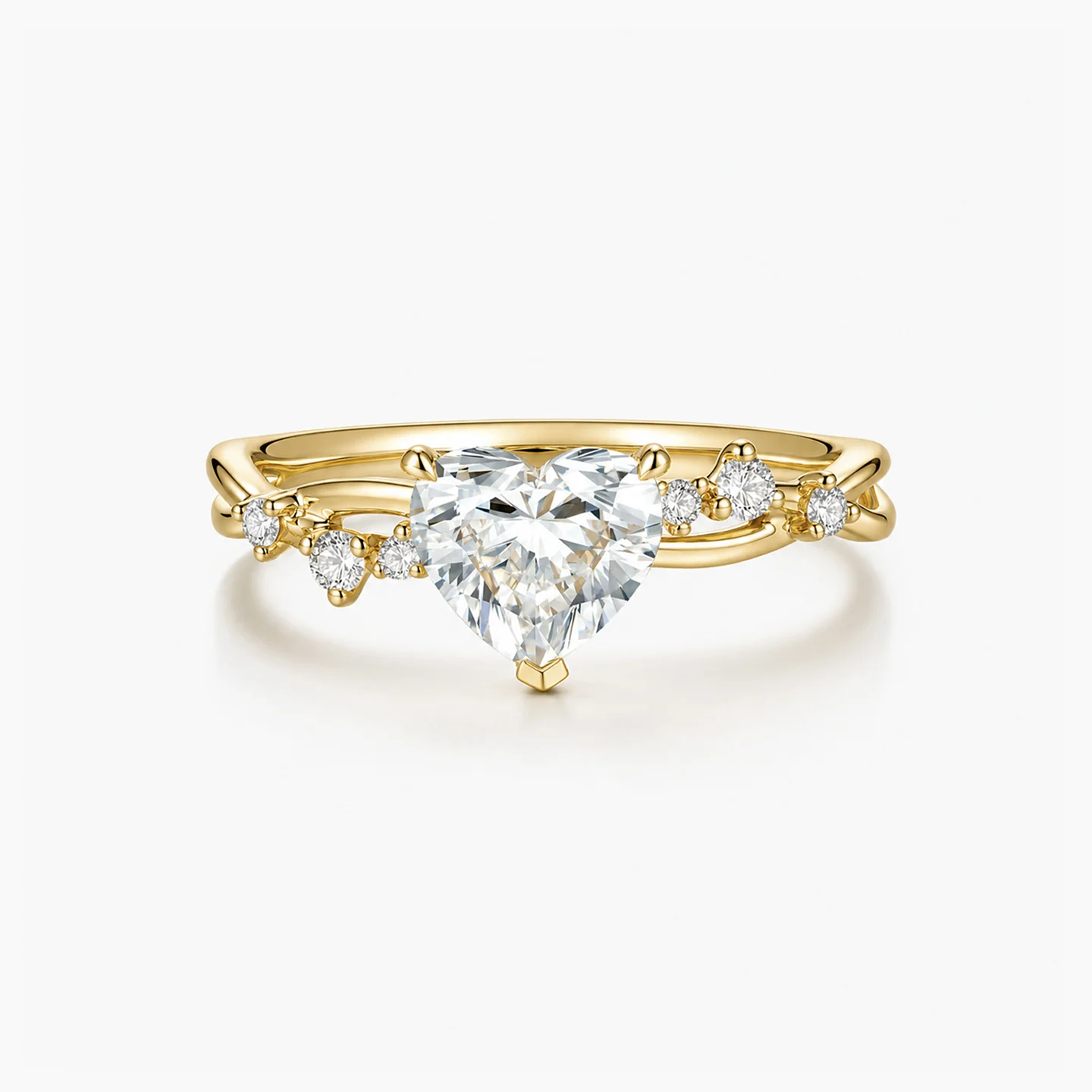 Promise Ring vs Engagement Ring: Understanding the Difference