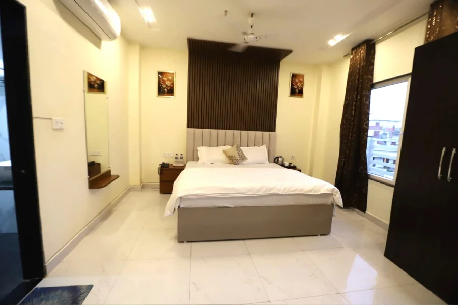 Best Budget Hotel in Ayodhya for a Comfortable Family Stay