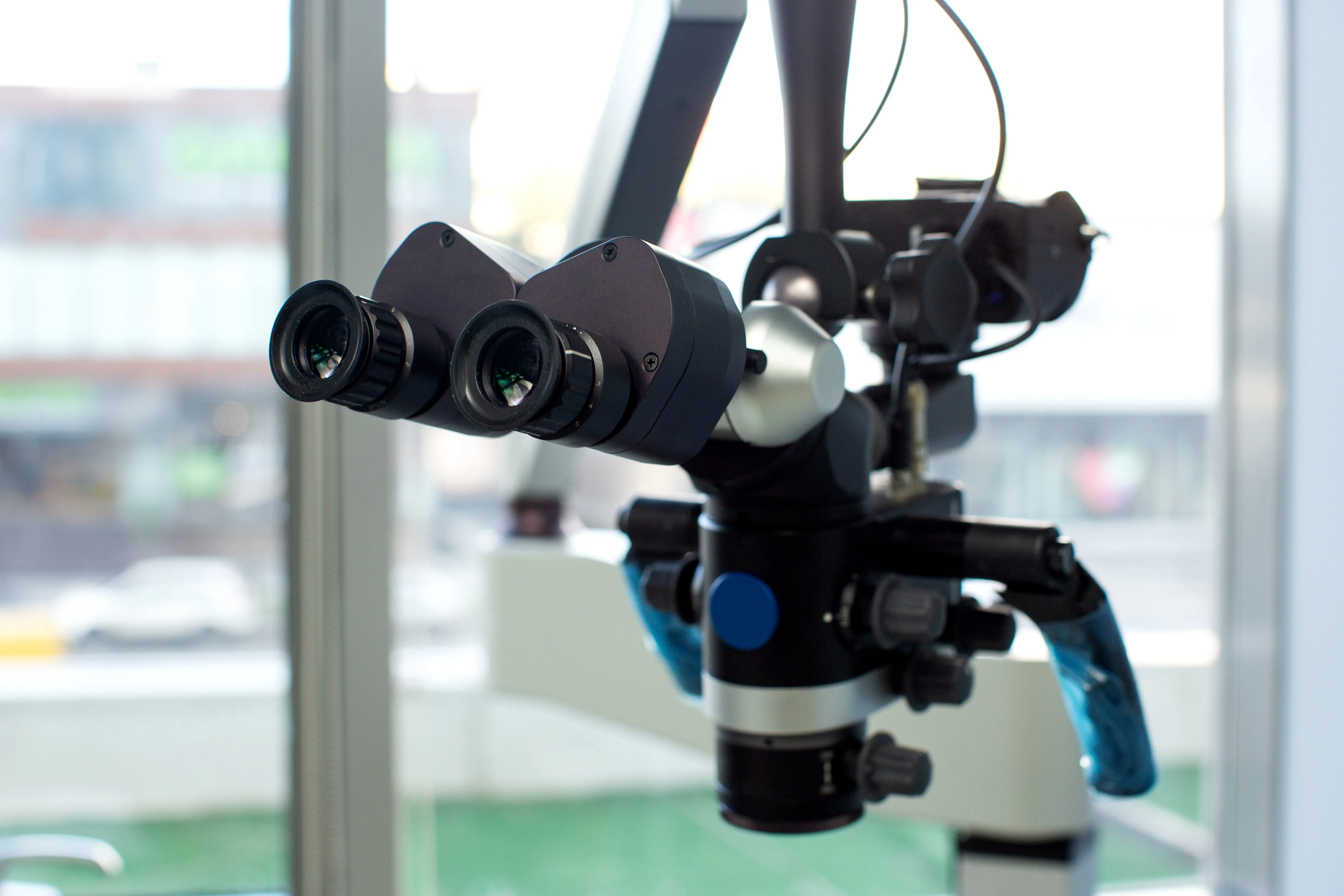 Surgical Microscopes Market Size, Trends, and Growth Forecast 2026-2033