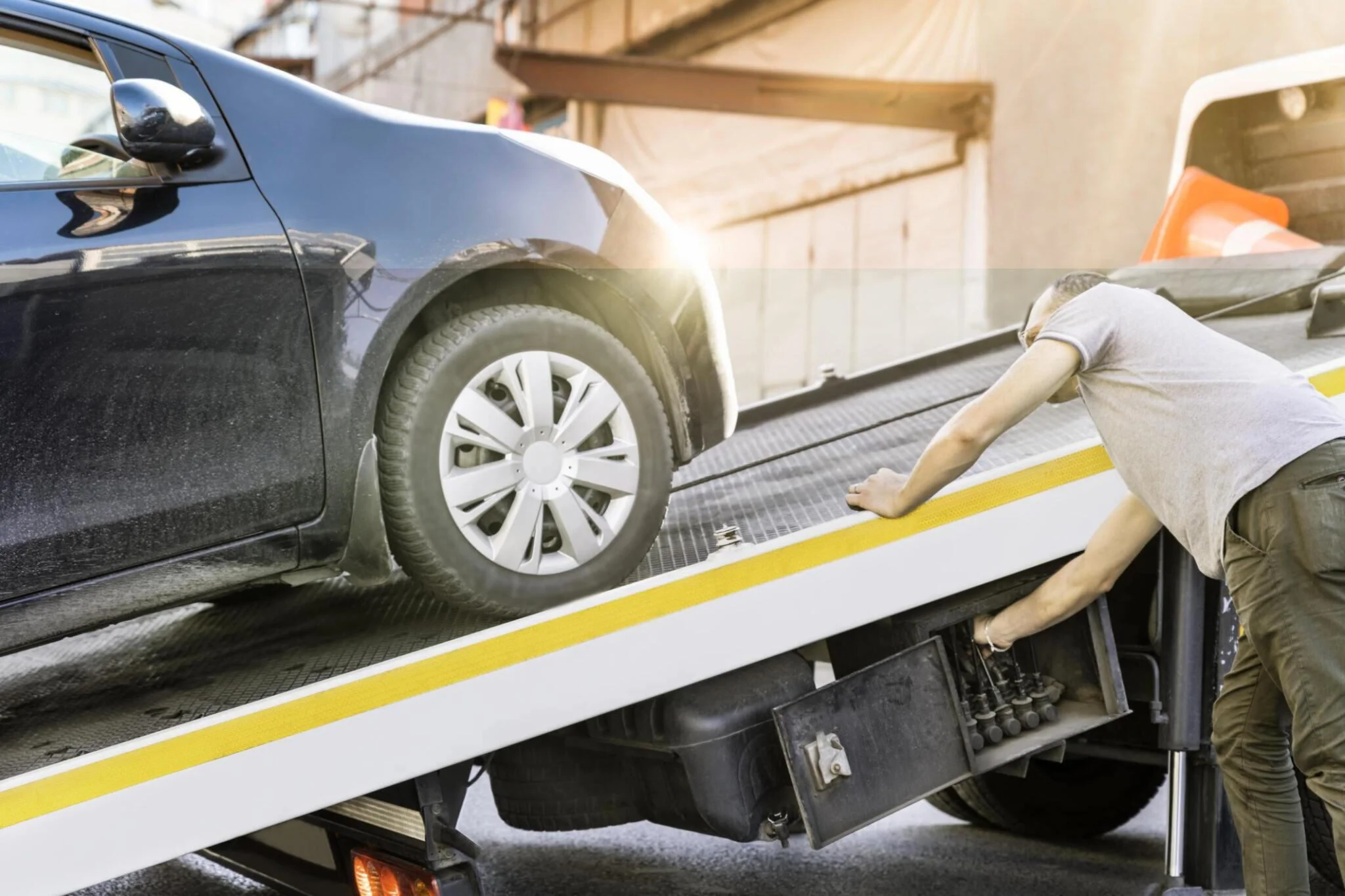 Things to Know Before Selling Your Car to a Scrap Dealer