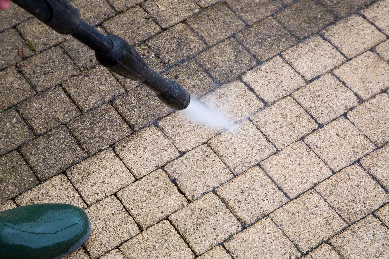 Pressure Washing in Sydney