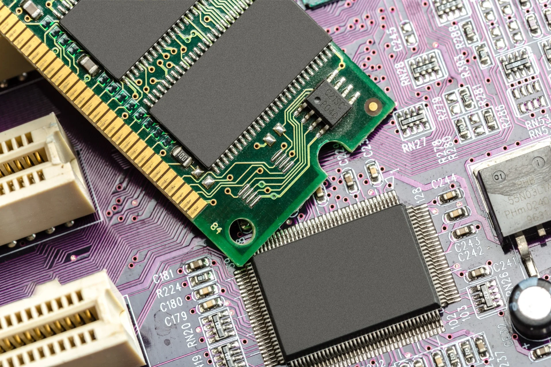 Improving Electronic Product Quality with Hardware, PCB Layout & IC Packaging