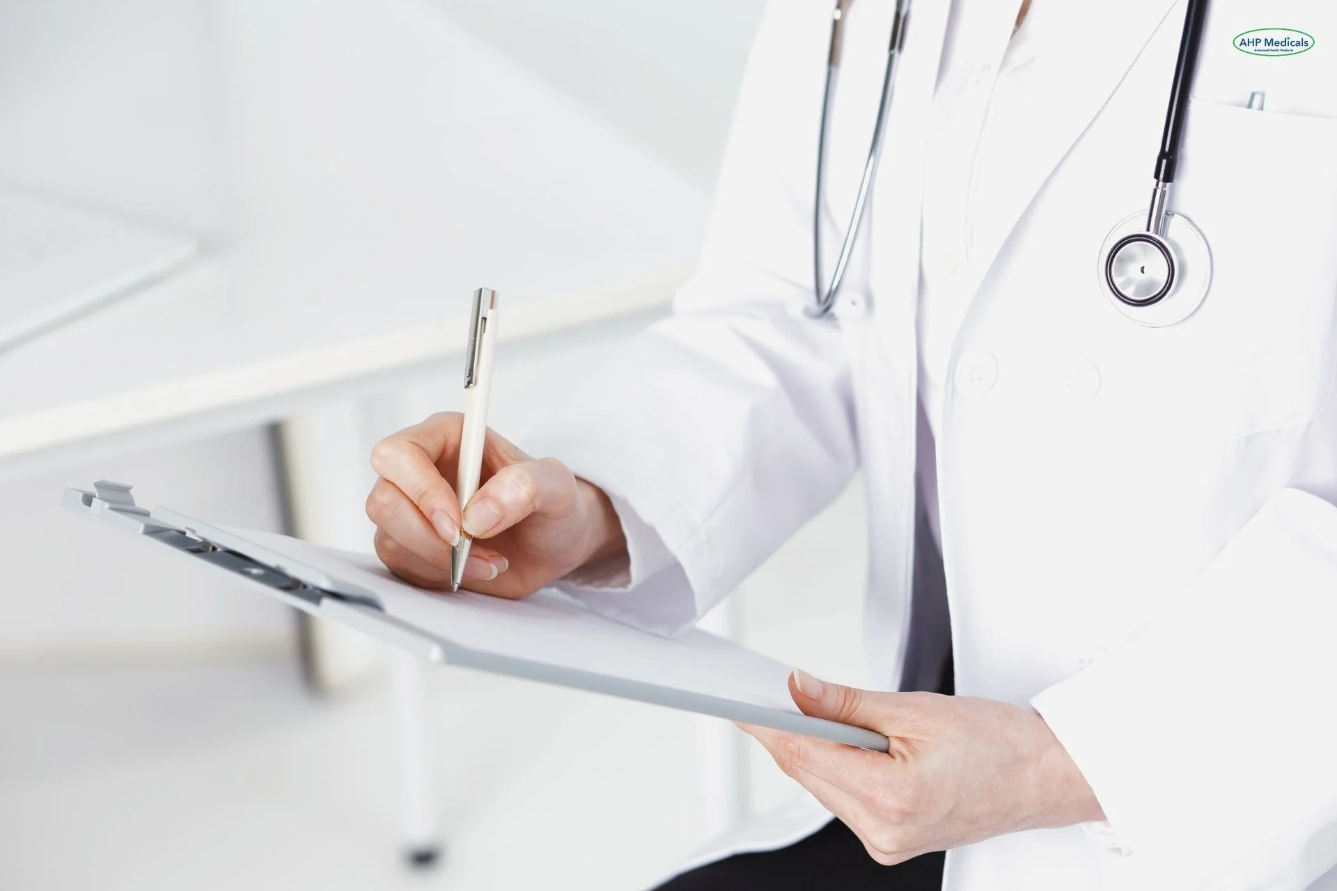 Medical Equipment Lifecycle Costs: What Healthcare Buyers Should Calculate