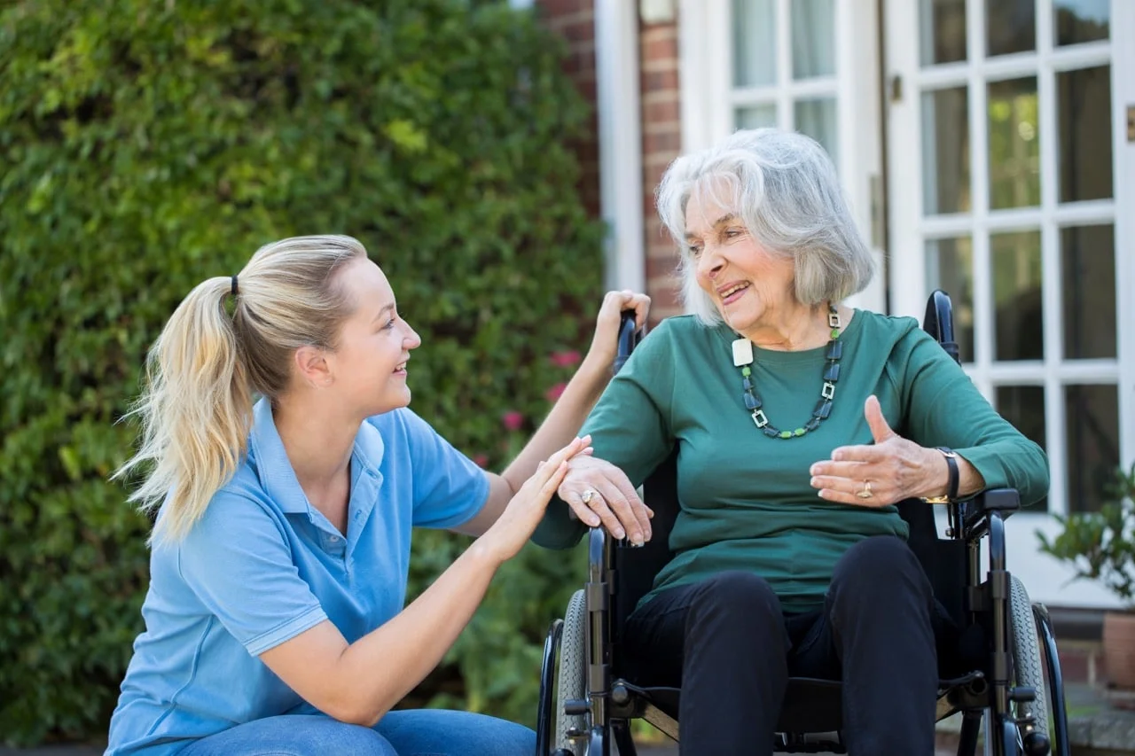 Choosing Care Homes Bournemouth Families Trust During Difficult Times