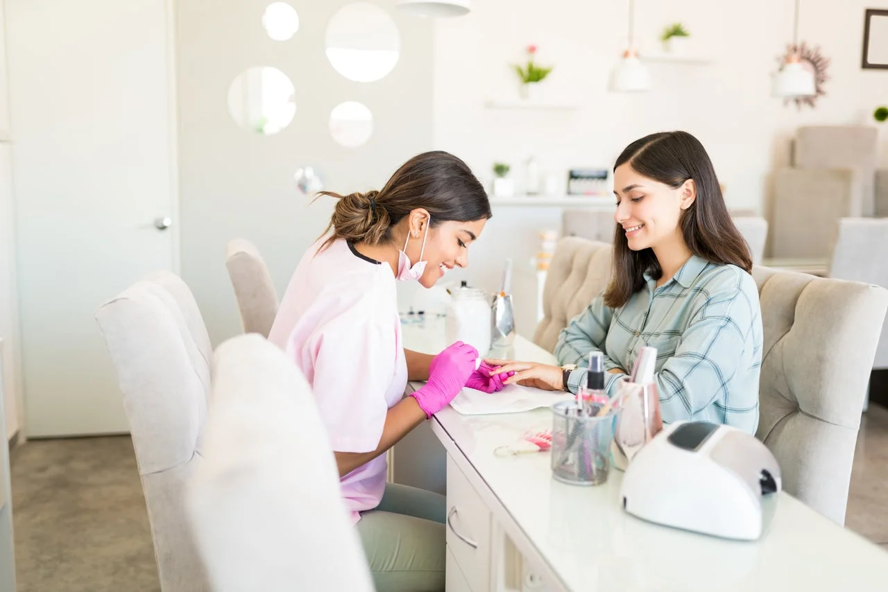 Home Service Beauty Salon: The Convenient Way to Enjoy Professional Beauty Treatments