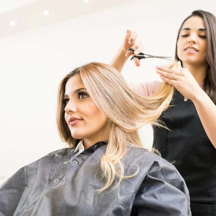How Can You Find a Trusted Stylist for Your Next Hair Transformation?