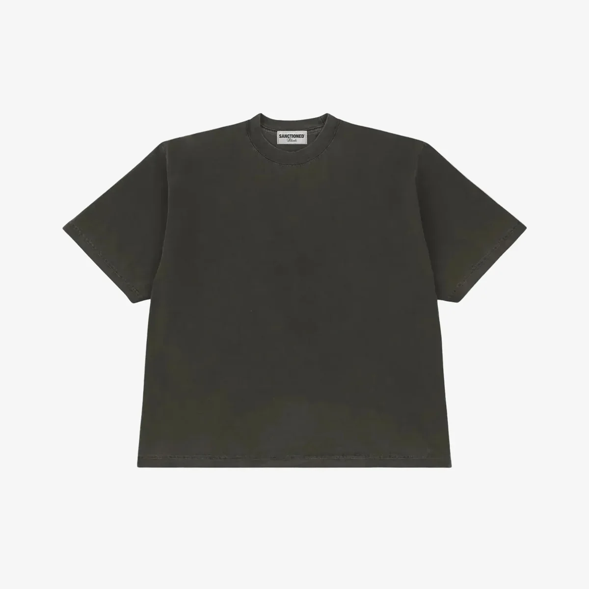How an Oversized Men's Black T-Shirt Elevates Modern Streetwear Style