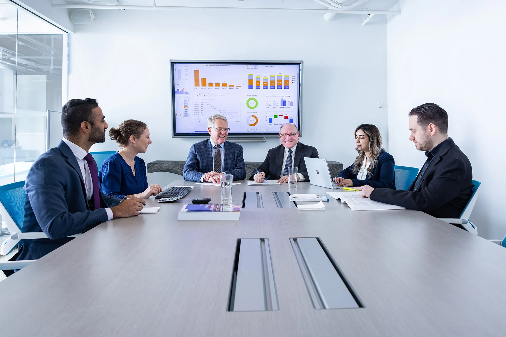 Increase business efficiency with an accounting firm