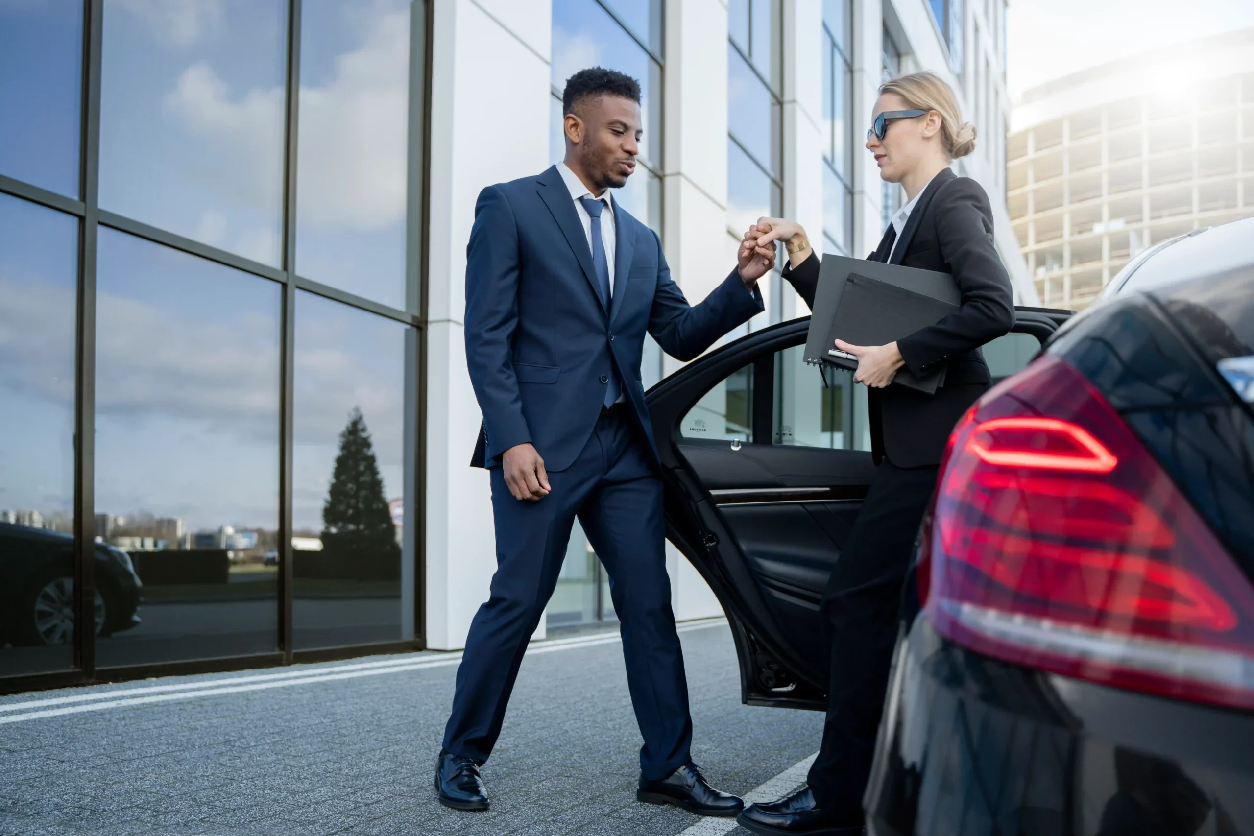 Why Houston Companies Choose Corporate Car Services for Executive Transportation