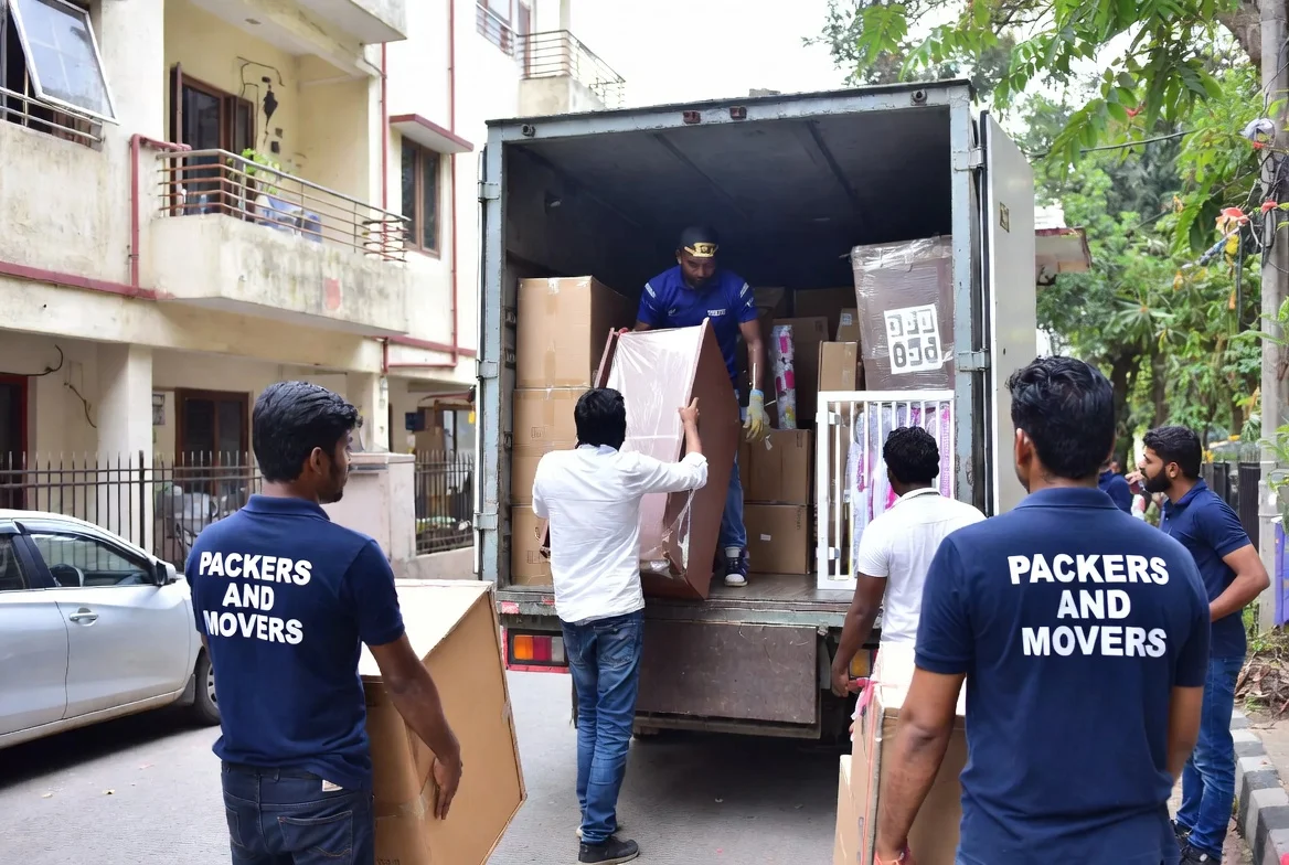 Moving into a Newly Constructed Home: Do’s and Don’ts with Packers and Movers in Kolkata?