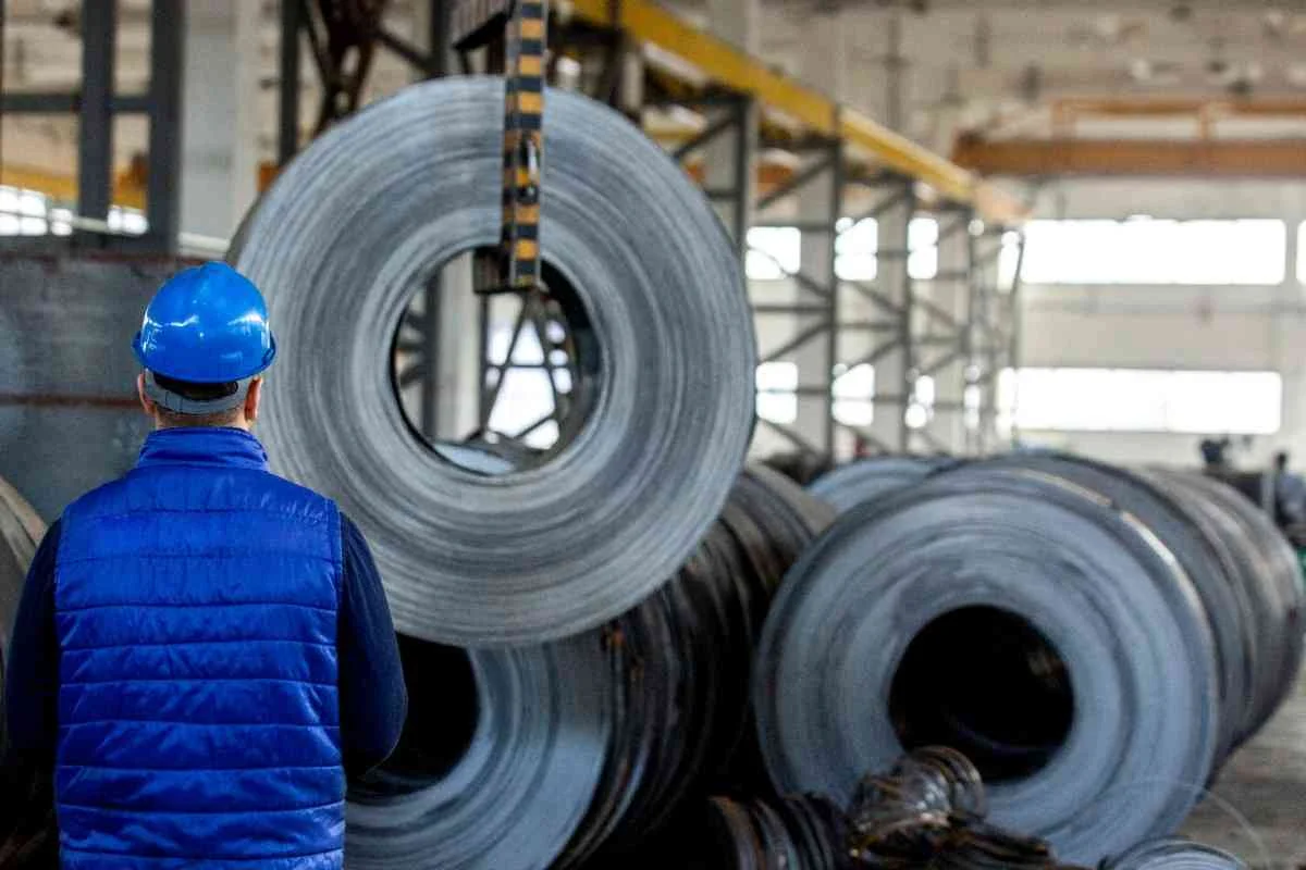 7 Factors to Consider When Buying Steel Bars for Construction