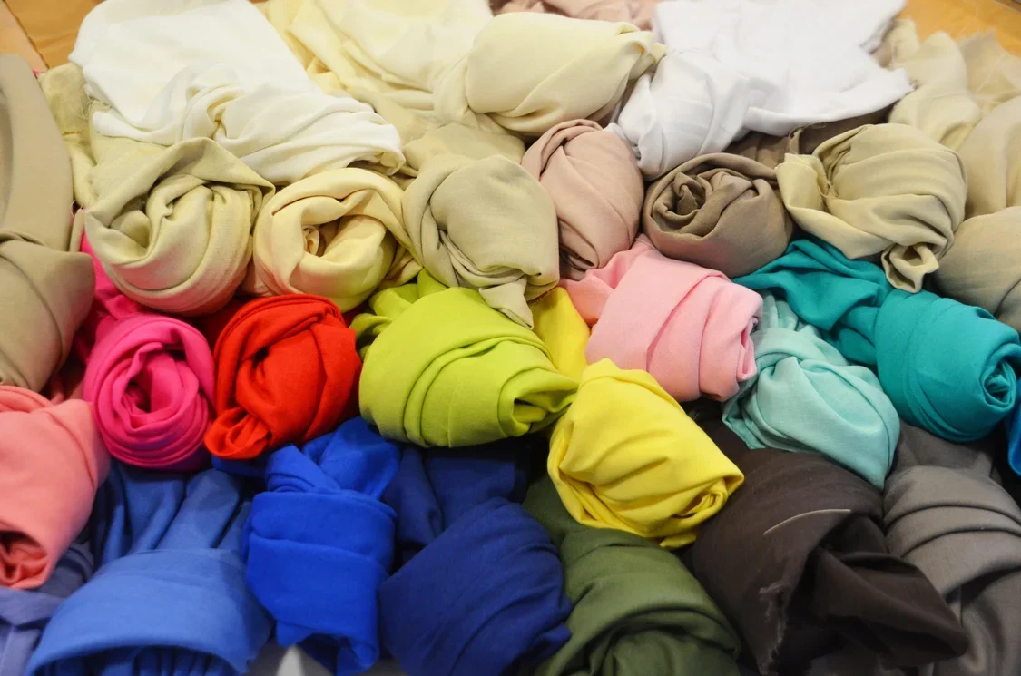 Can Rayon Linen Fabric Help Designers Create Sophisticated Pipe-and-Drape and Wall Treatments?