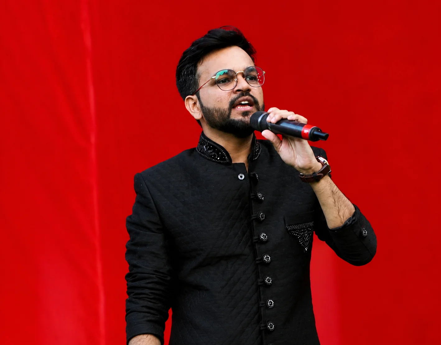 EVENT HOST