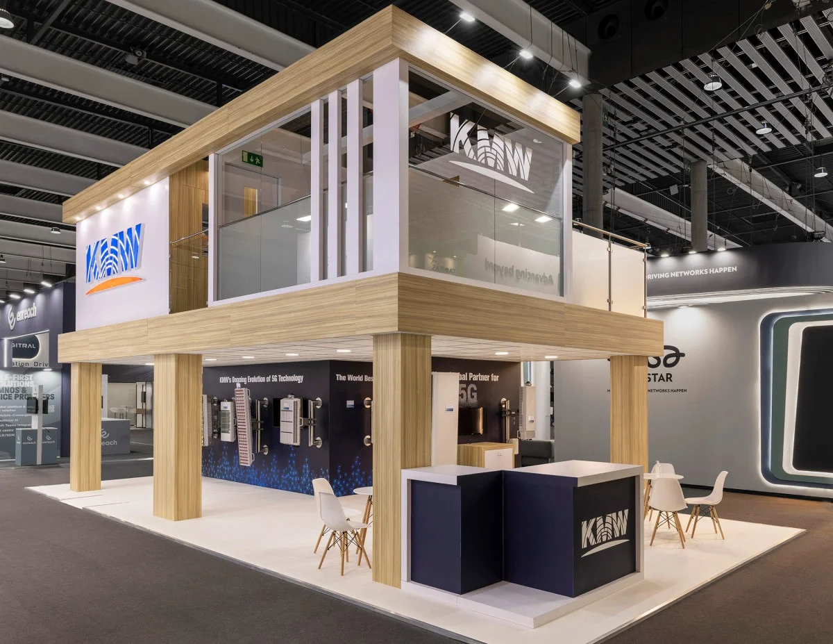 Exhibit Rentals in France and the USA: Comparing Approaches to Flexible Trade Show Displays