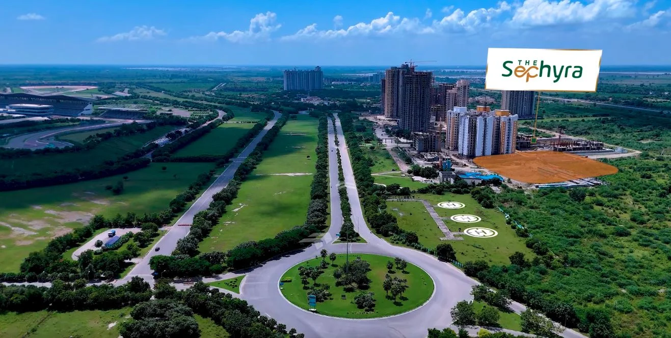 Luxury Homes on Yamuna Expressway: What Buyers Should Know