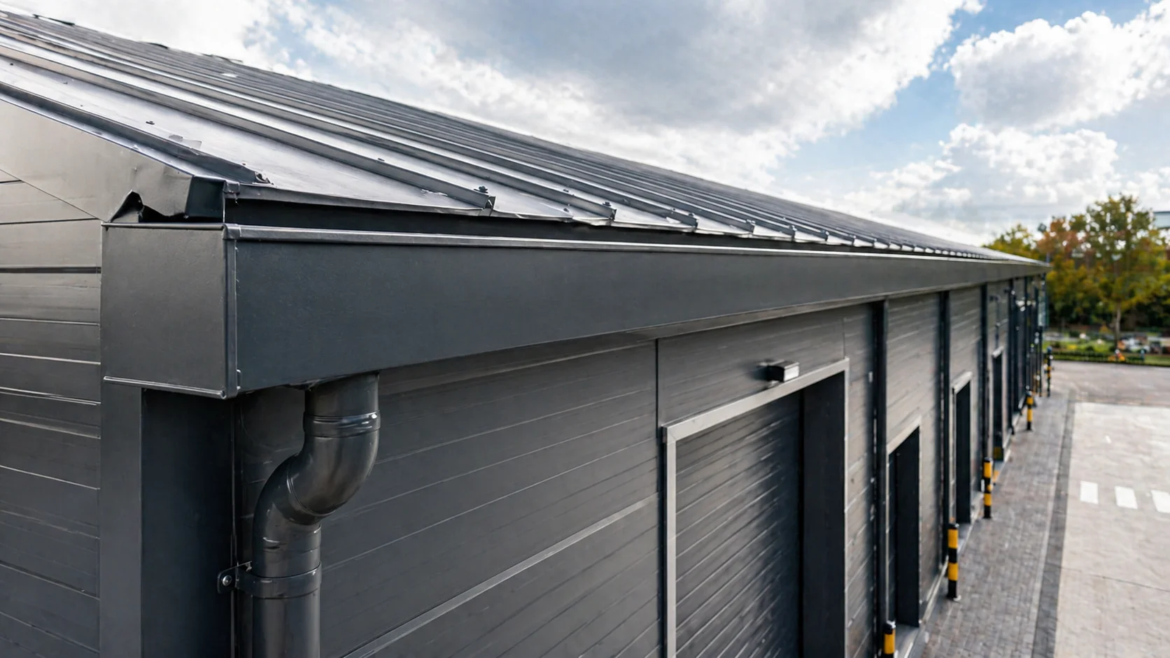 Why Choose Professional Box Gutter Installation in Naples?