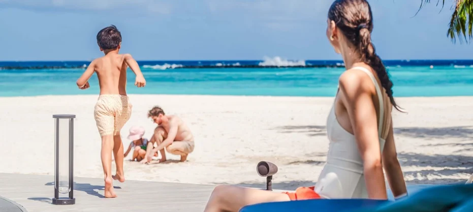 5 Best Beachfront Bars in the Maldives for a Perfect Island Evening