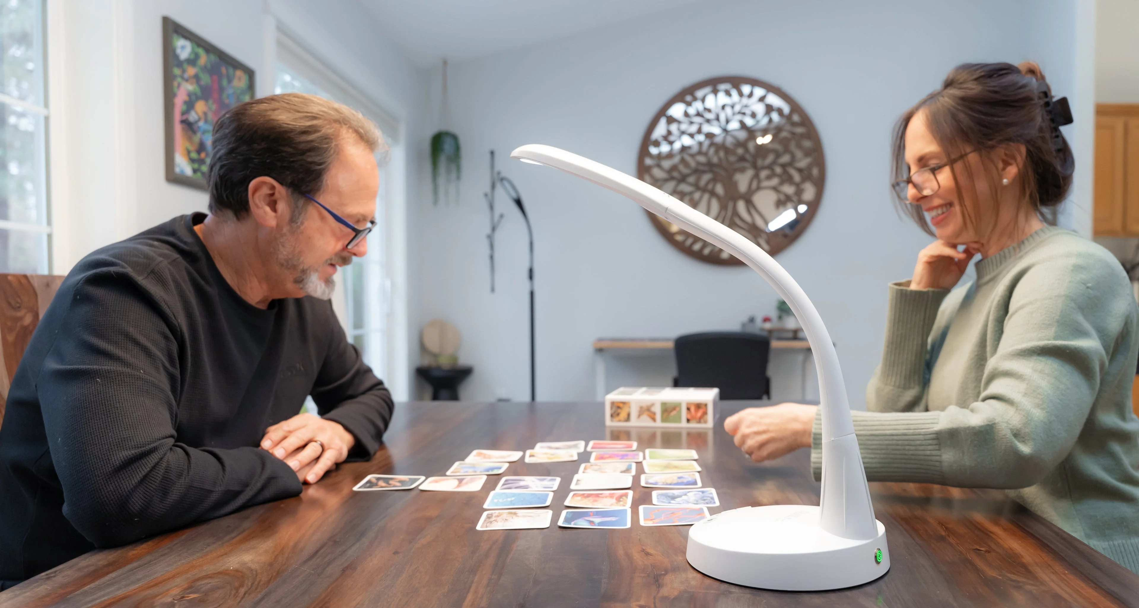 5 Simple Desk Upgrades to Clear Clutter and Boost Daily Focus