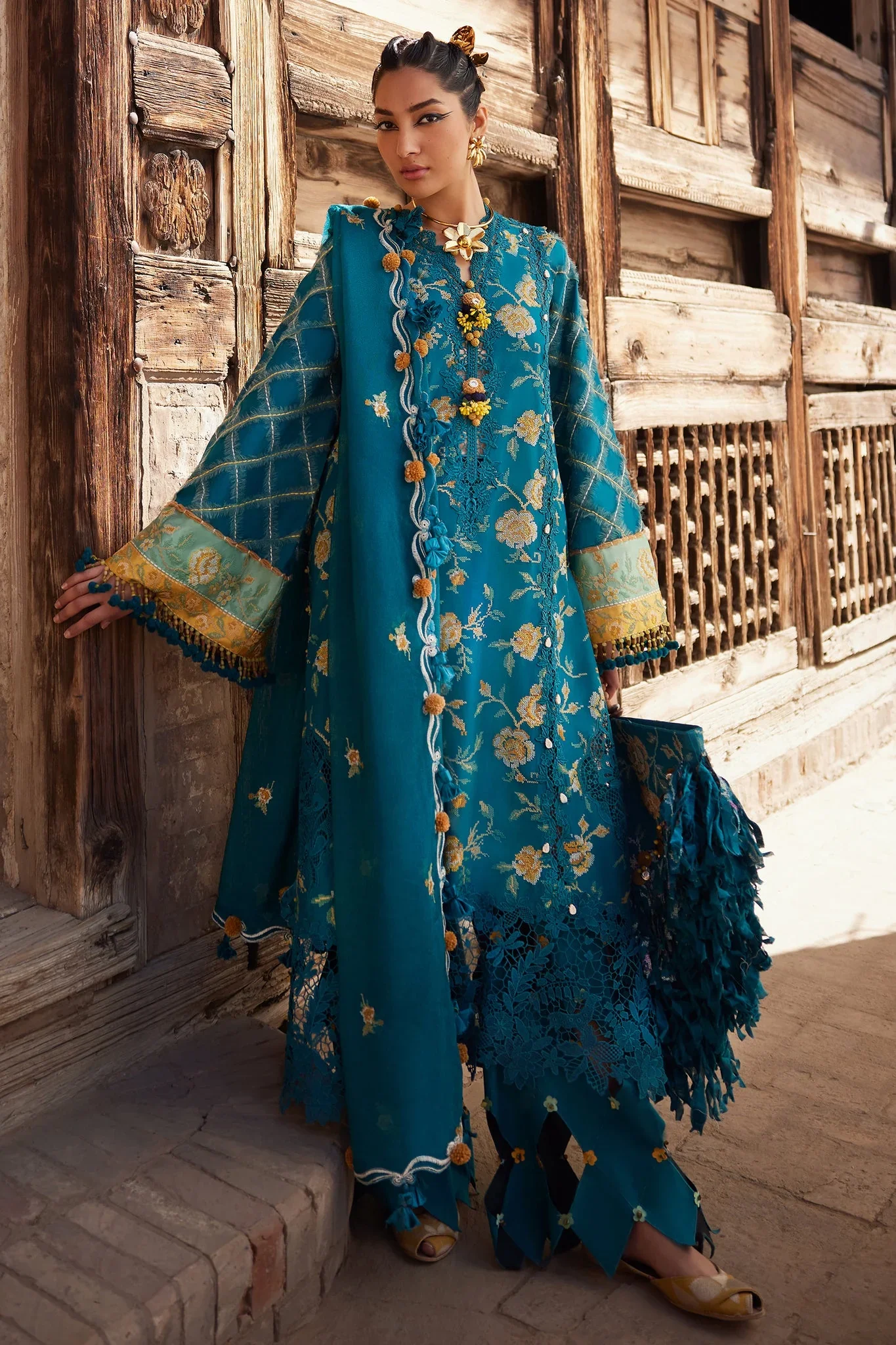 Elan Collection: A Refined Take on Pakistani Fashion